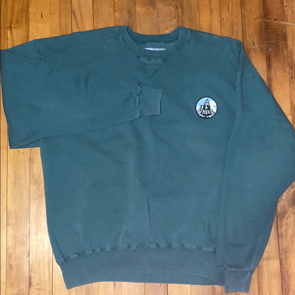 Patched vintage sweatshirt🌲